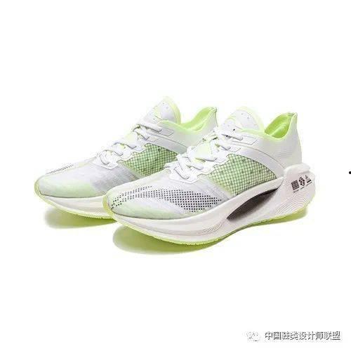 李宁最新跑鞋爆料,科技升级，领跑未来运动风尚